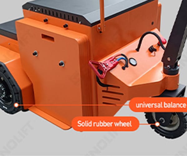 Wear-resistant solid rubber wheels