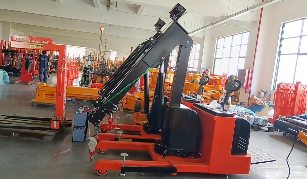 Sinolift YLF01 Electric Shop Crane: Warehouse Case Study